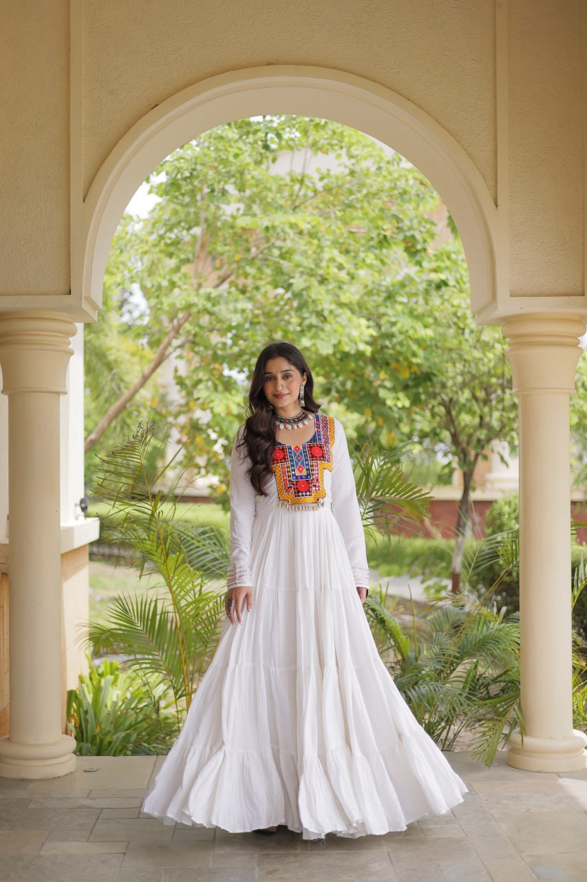 White Kutchi Gamthi Embroidered 12 Meter Flair Reyon Gown