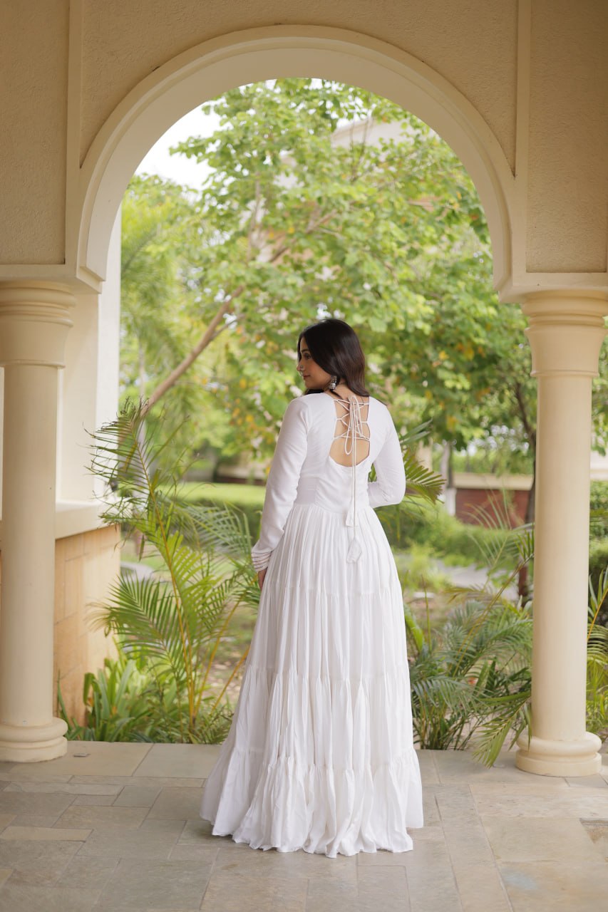 White Kutchi Gamthi Embroidered 12 Meter Flair Reyon Gown