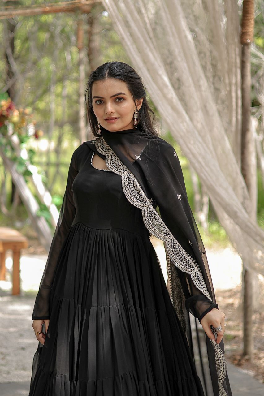 Black Color Partywear Flaired Anarkali | Nardev Fashion