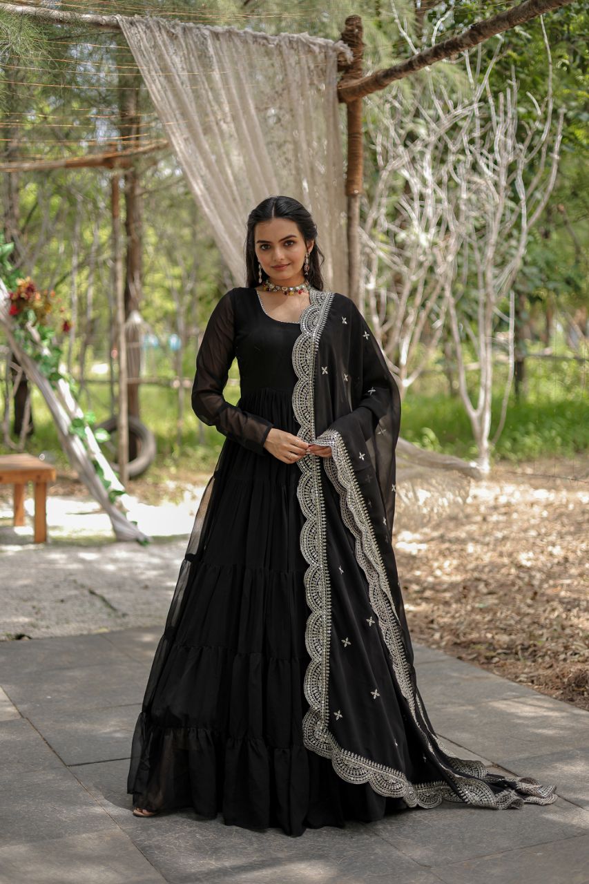 Black Color Partywear Flaired Anarkali | Nardev Fashion