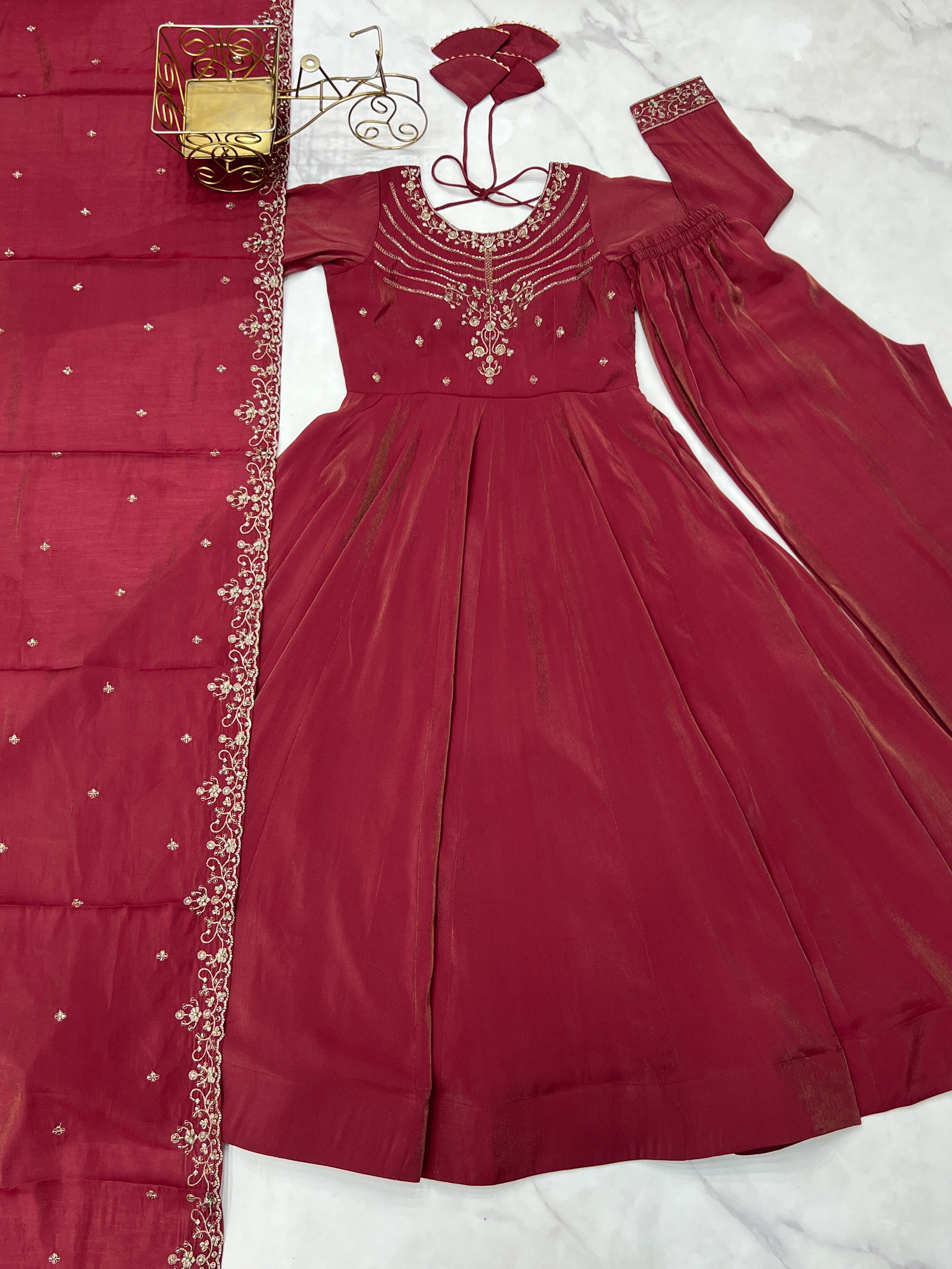 Maroon Color Shimmer Chanderi Anarkali Gown Set - Aarti Chauhan