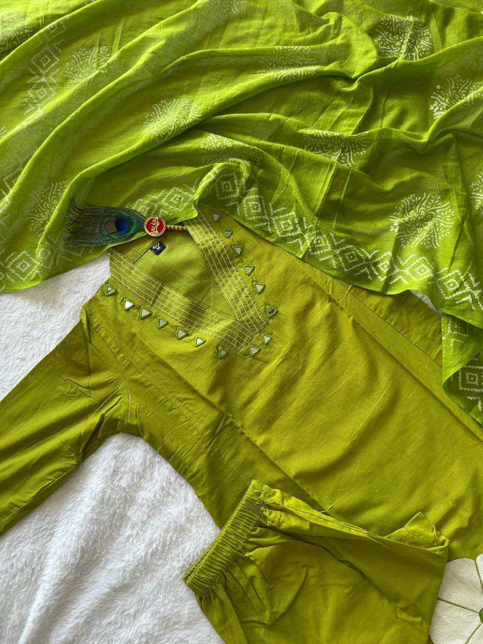 Parrot Color Cotton A-Line Kurti Pant Dupatta Set | Nardev Fashion