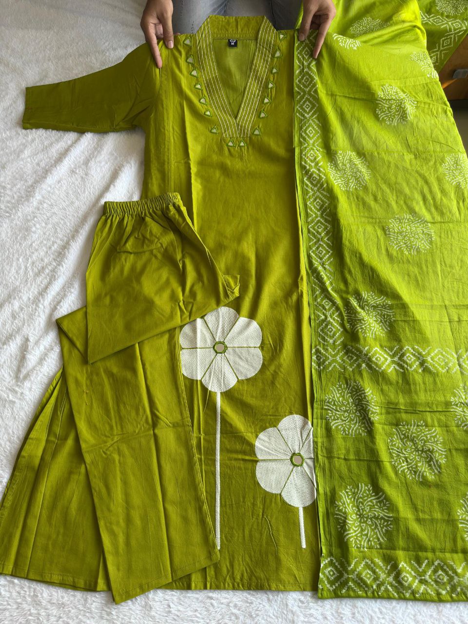 Parrot Color Cotton A-Line Kurti Pant Dupatta Set | Nardev Fashion