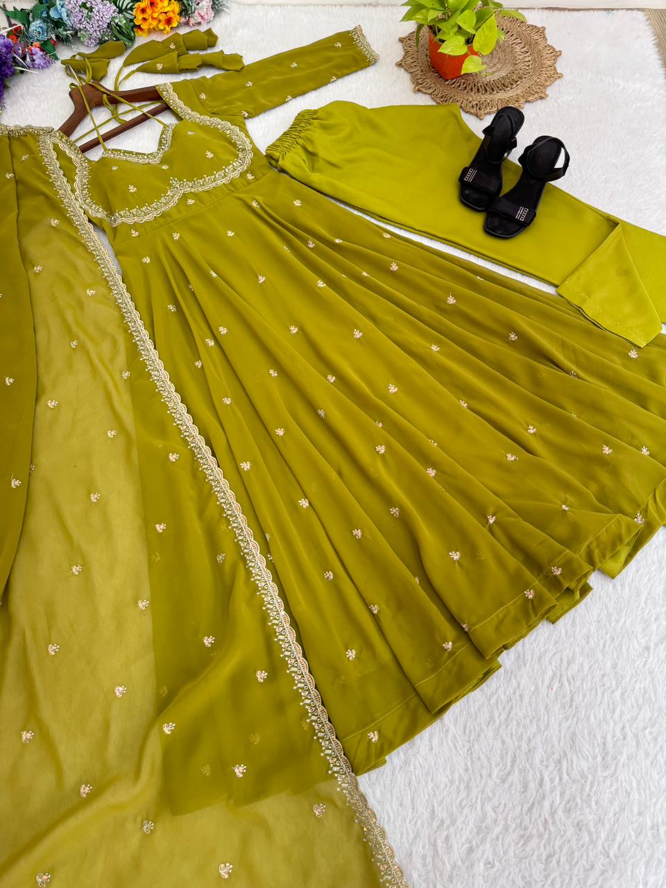 Trending Anakali Gown Set | Pretty Viral Neck Pattern | Nardev Fashion