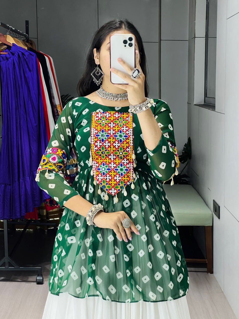 Emerald Green Leheriya Kediya Top with White Lehenga | Navratri Lehenga Set