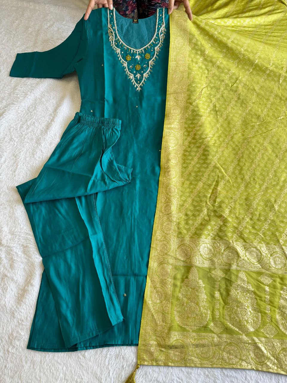 Lyra Rama Kurti with Neon Dupatta