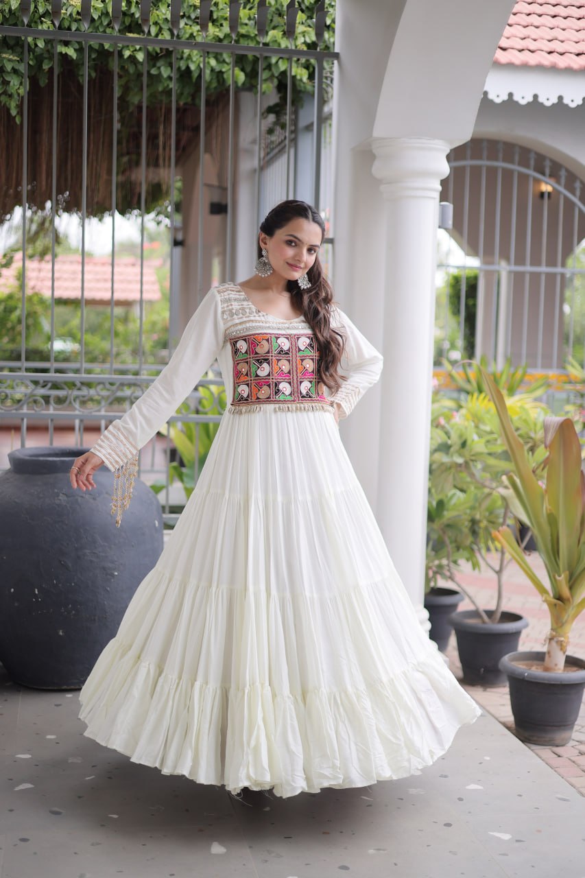 Ivory White Kutchi Gamthi Embroidered Navratri Gown