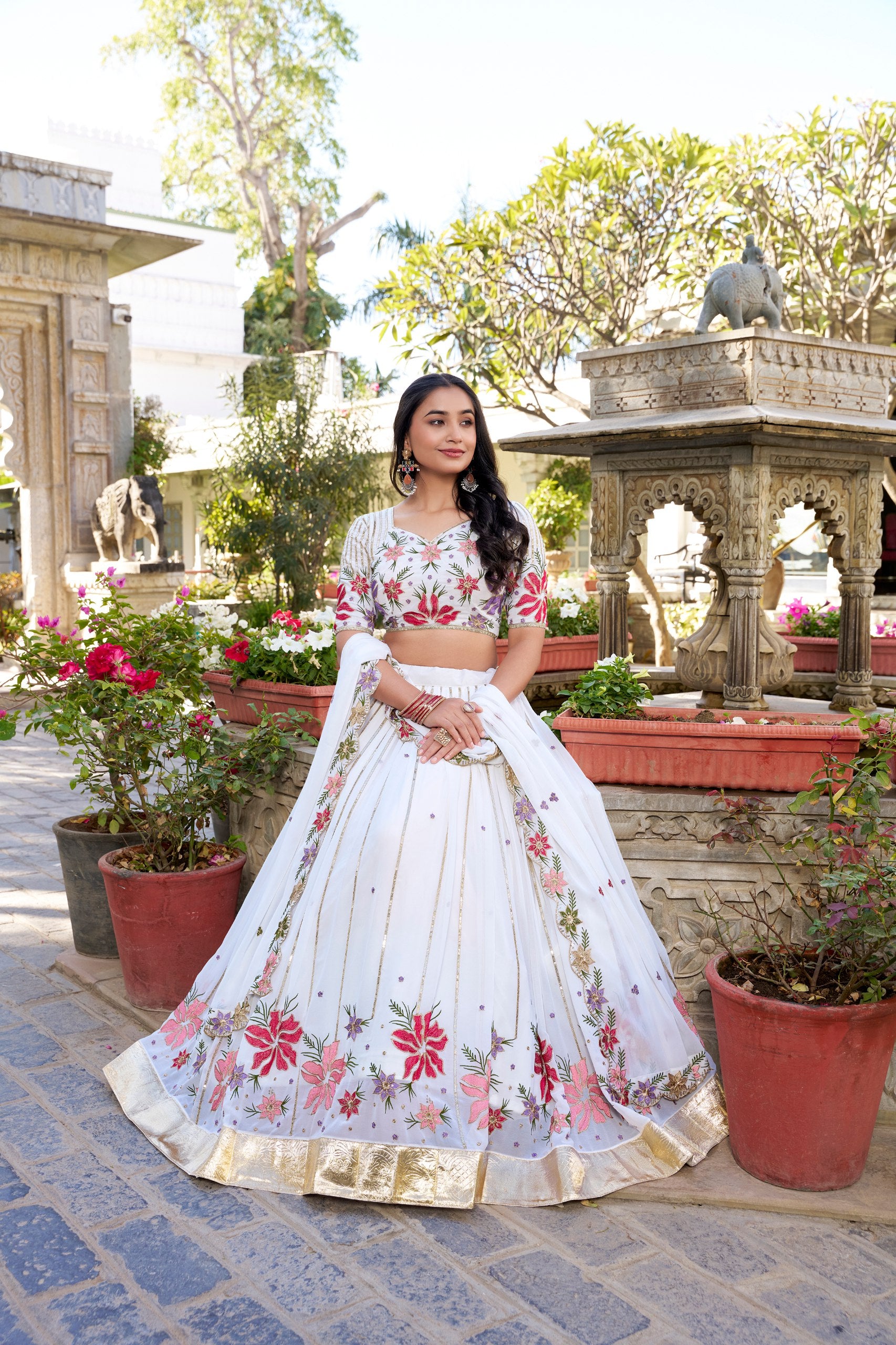 White Wonder Lehenga Choli Set For Wedding