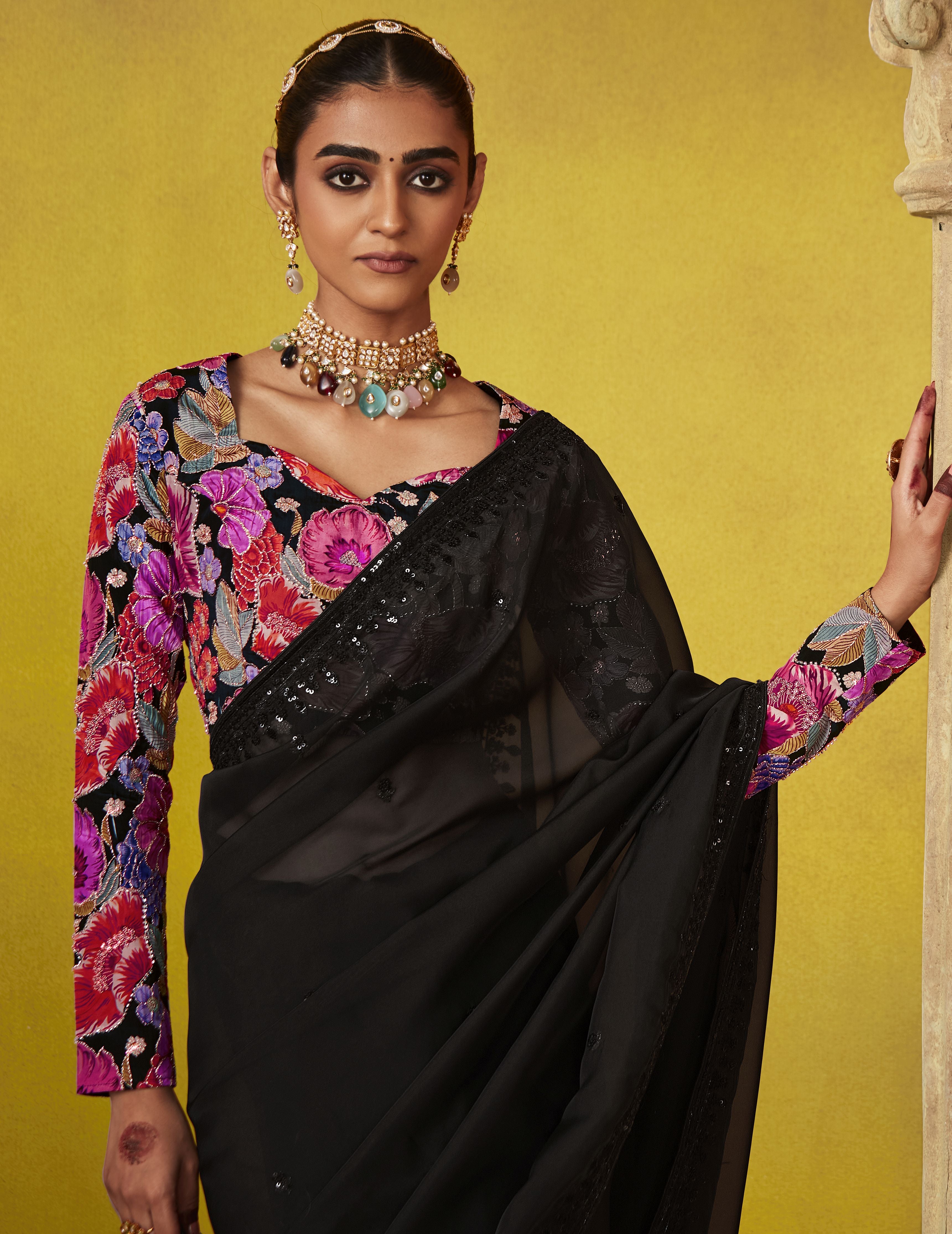 Black Beautifull New Style Tissue Saree