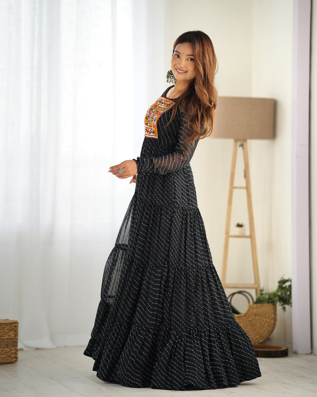 Black Laheriya 7 Meter Flair Anarkali Gown | Gamthi Work