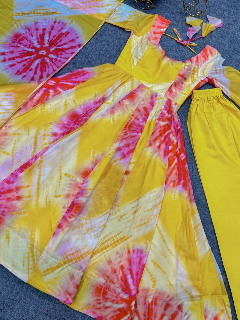 Details 180+ yellow dress for haldi latest