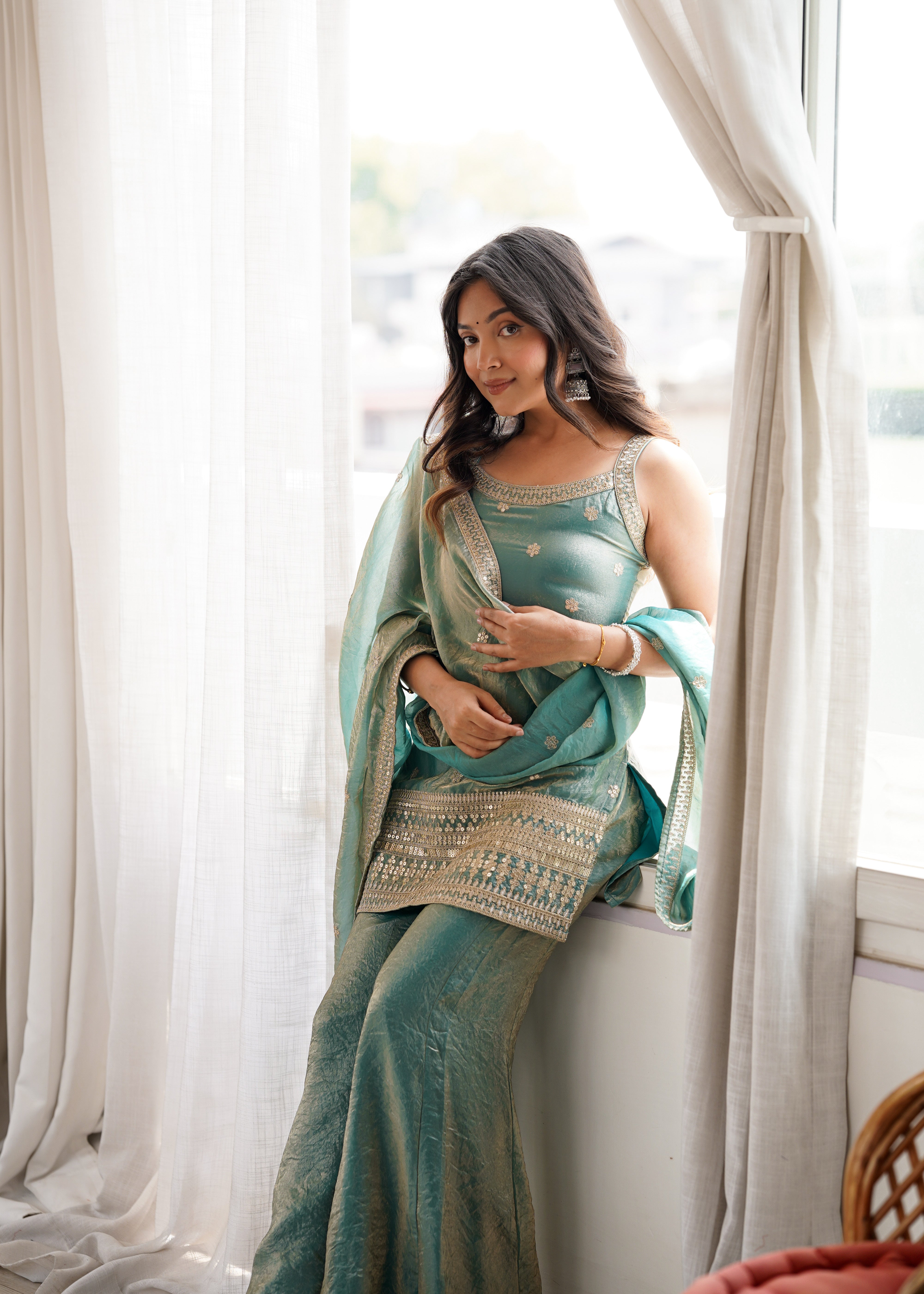 Women’s Seagreen Frendy Silk Embroidered Kurta Set with Dupatta & Bell Bottom Pant | Nardev Fashion