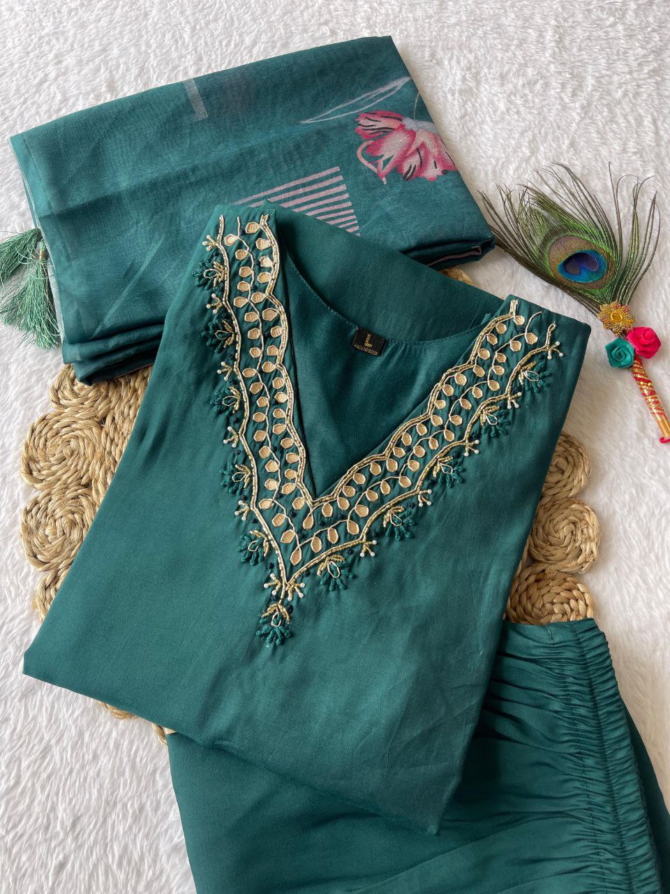 Karvachoth Special Rama Kurti Pant Dupatta Set