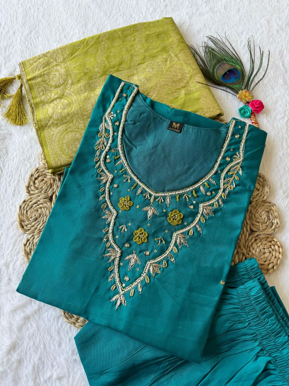 Lyra Rama Kurti with Neon Dupatta