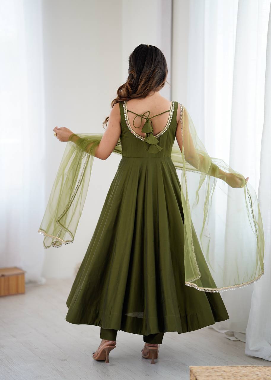 Mehendi Green Color Roman Silk Chanderi Anarkali Gown Set - Aarti Chauhan