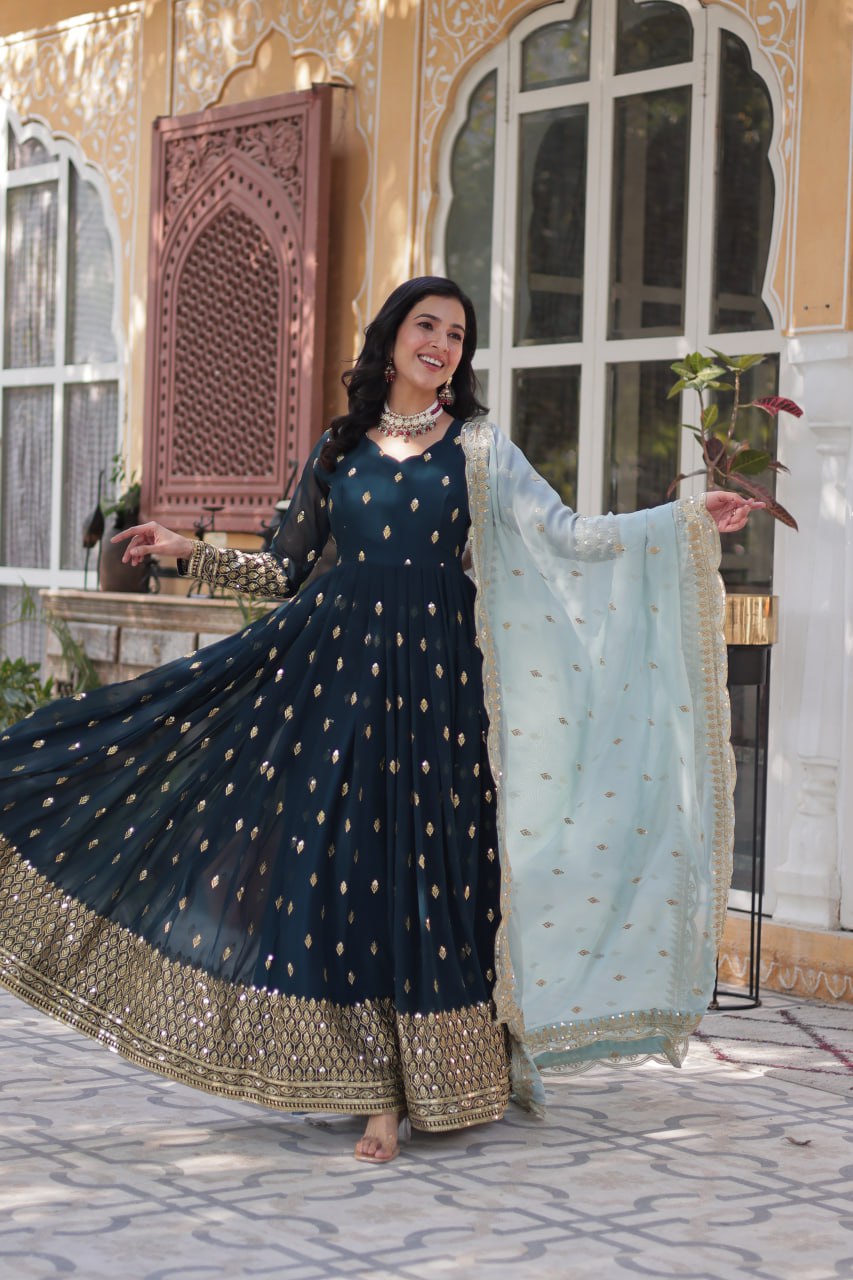 ReadyMade Anarkali Gown With Duppatta Set