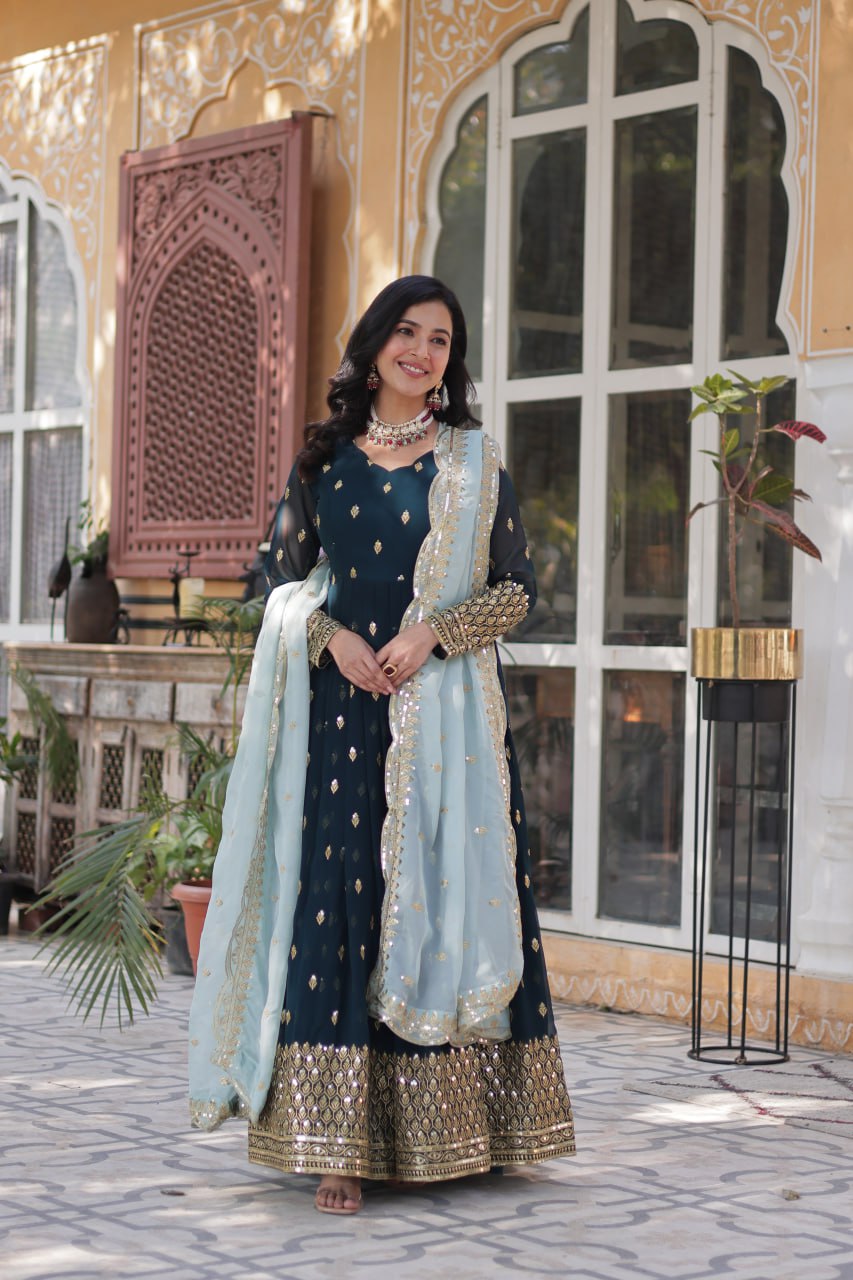 ReadyMade Anarkali Gown With Duppatta Set